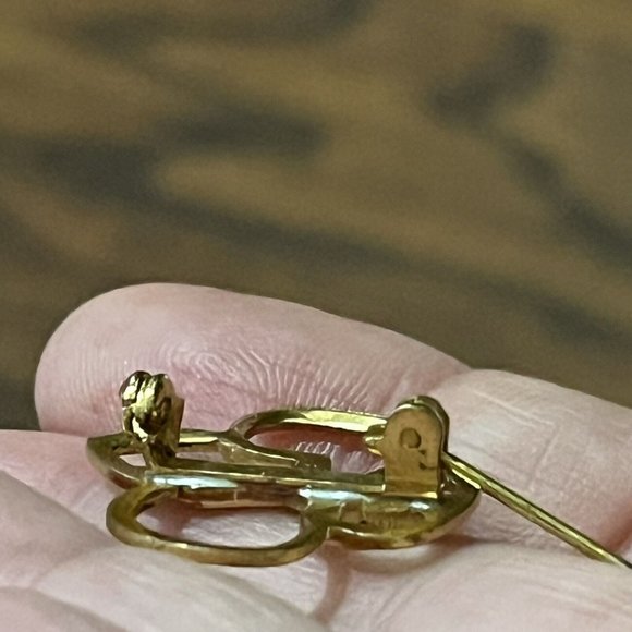 Vintage 1960s Girl Scouts Of America Brownie Trefoil Gold Pin Brooch - Picture 13 of 14